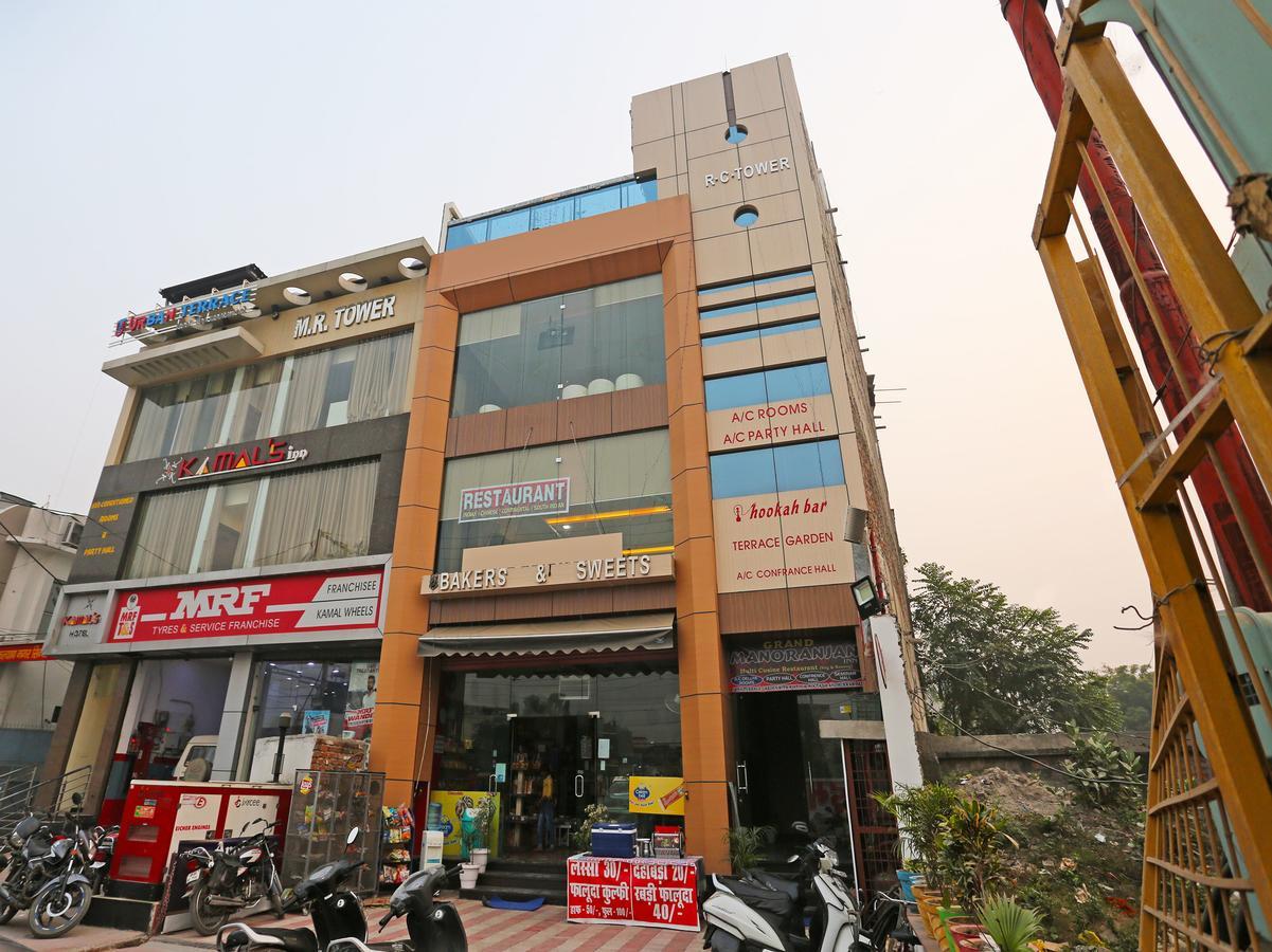 Oyo 10360 Hotel Grand Manoranjan جوراكبور المظهر الخارجي الصورة
